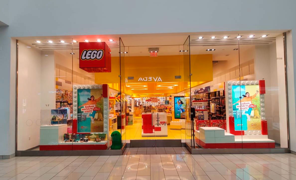 LEGO Store USA – window graphics installed by WRS