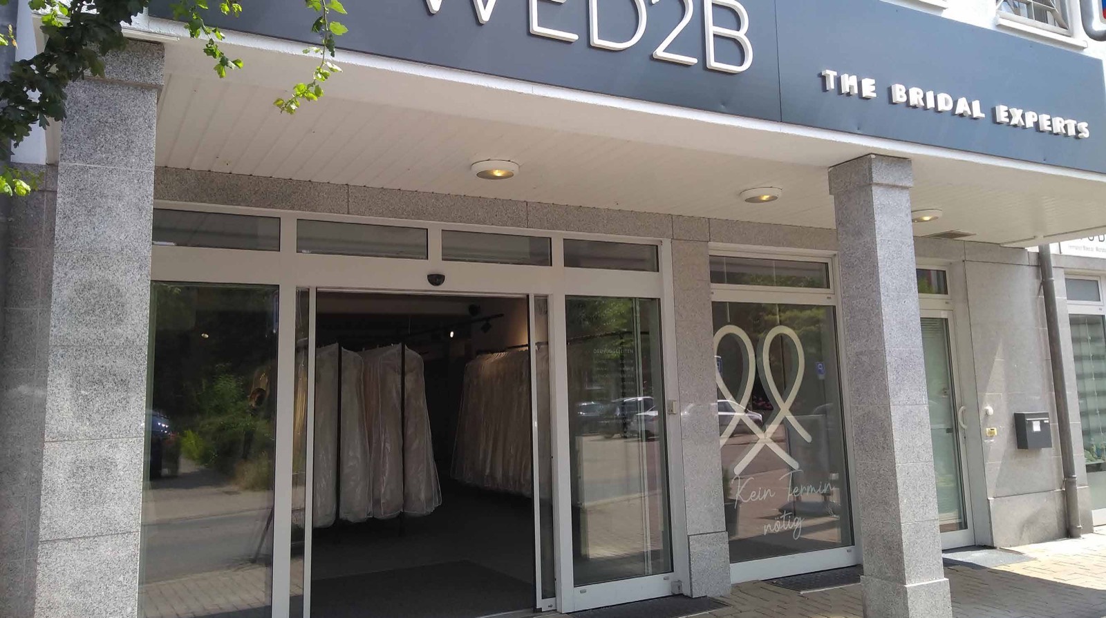 WED2B store facade The Bridal Experts, store rollout by World of Retail Services